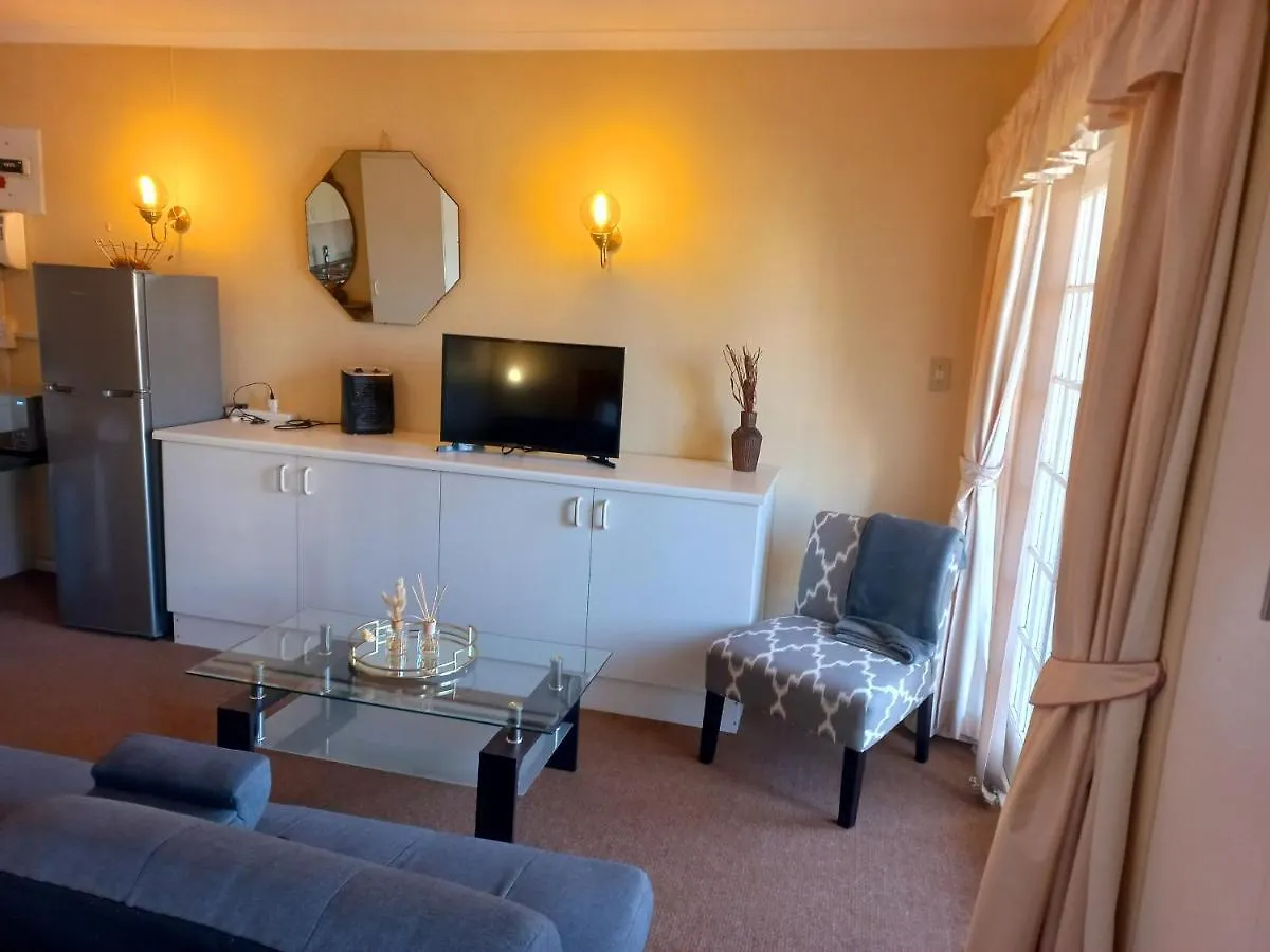 Cozy Strand Beach Getaway - Studio Apartment Kapstadt 0*,